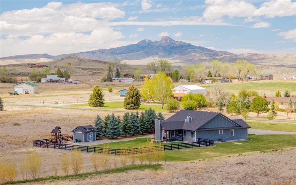 28 Gerber Ln