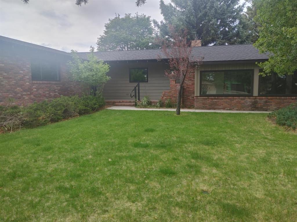 2537 Newton Ave