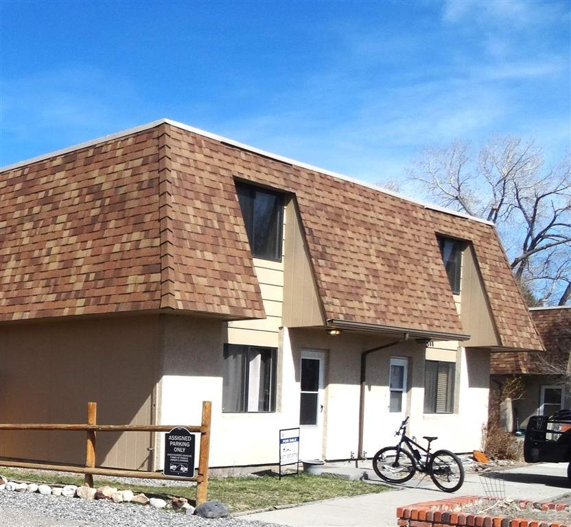 1809 Mountain View Dr
