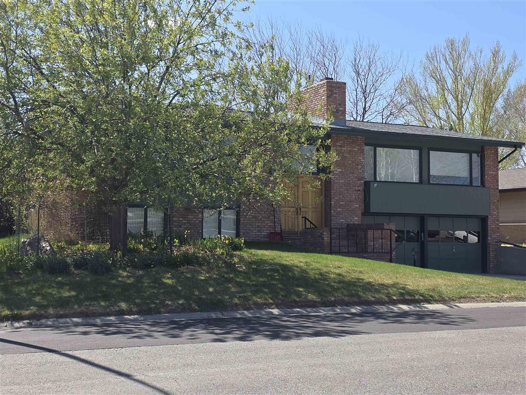 1214 Birch Ln