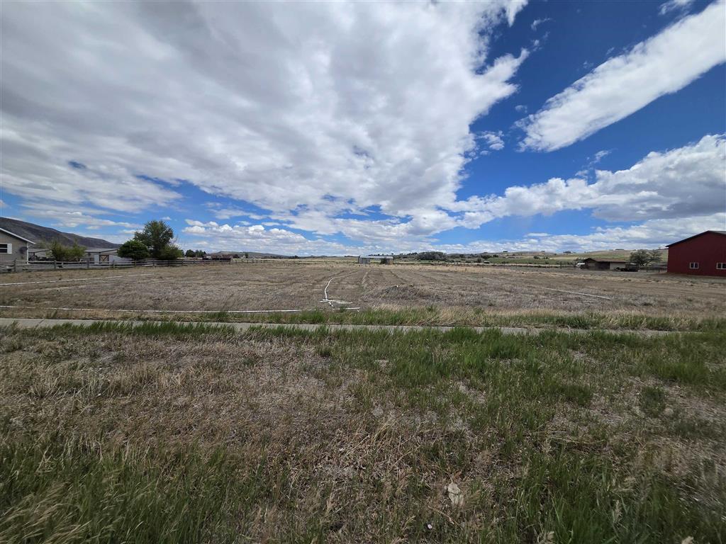 TBD Mountain Dr