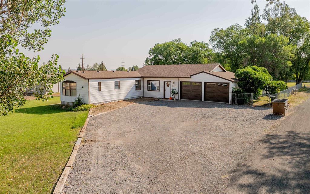 2811 Bakken Ave
