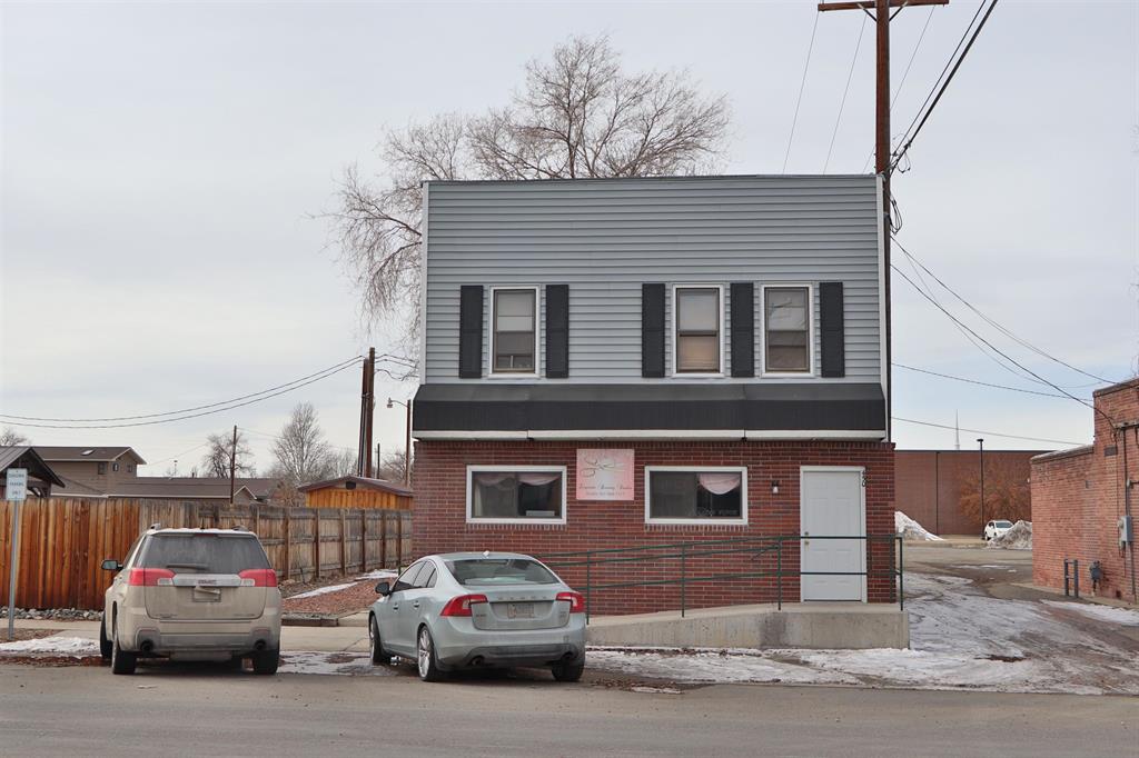 450 Montana Ave
