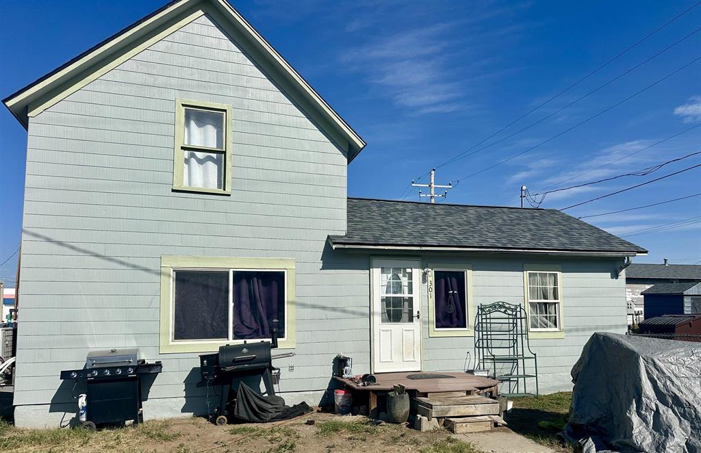301 S 2nd St