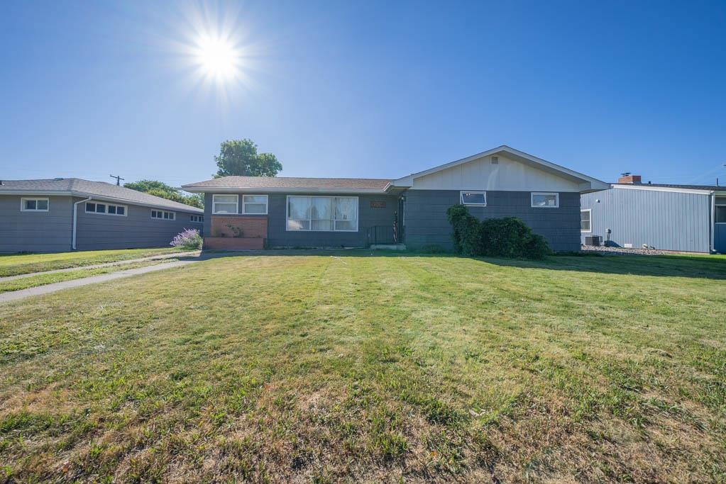 2108 Shoshoni Trail N